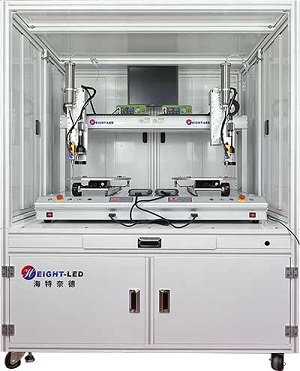 自動點膠機.jpg 自動點膠機.jpg